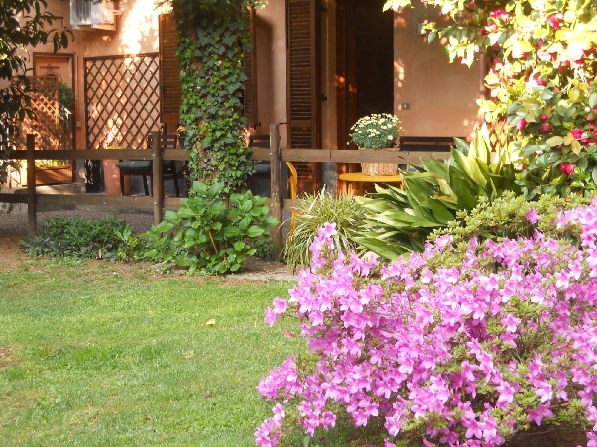 B&B Il Cortile Malpensa Casorate Sempione ภายนอก รูปภาพ